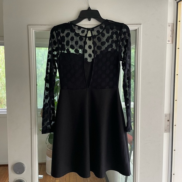Lulu’s NWT In Hot Dot Long Sleeve Dress Size S - Picture 6 of 8